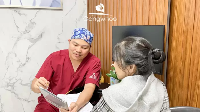 What Exactly Is a Nose Thread Lift? Should You Have This Procedure?